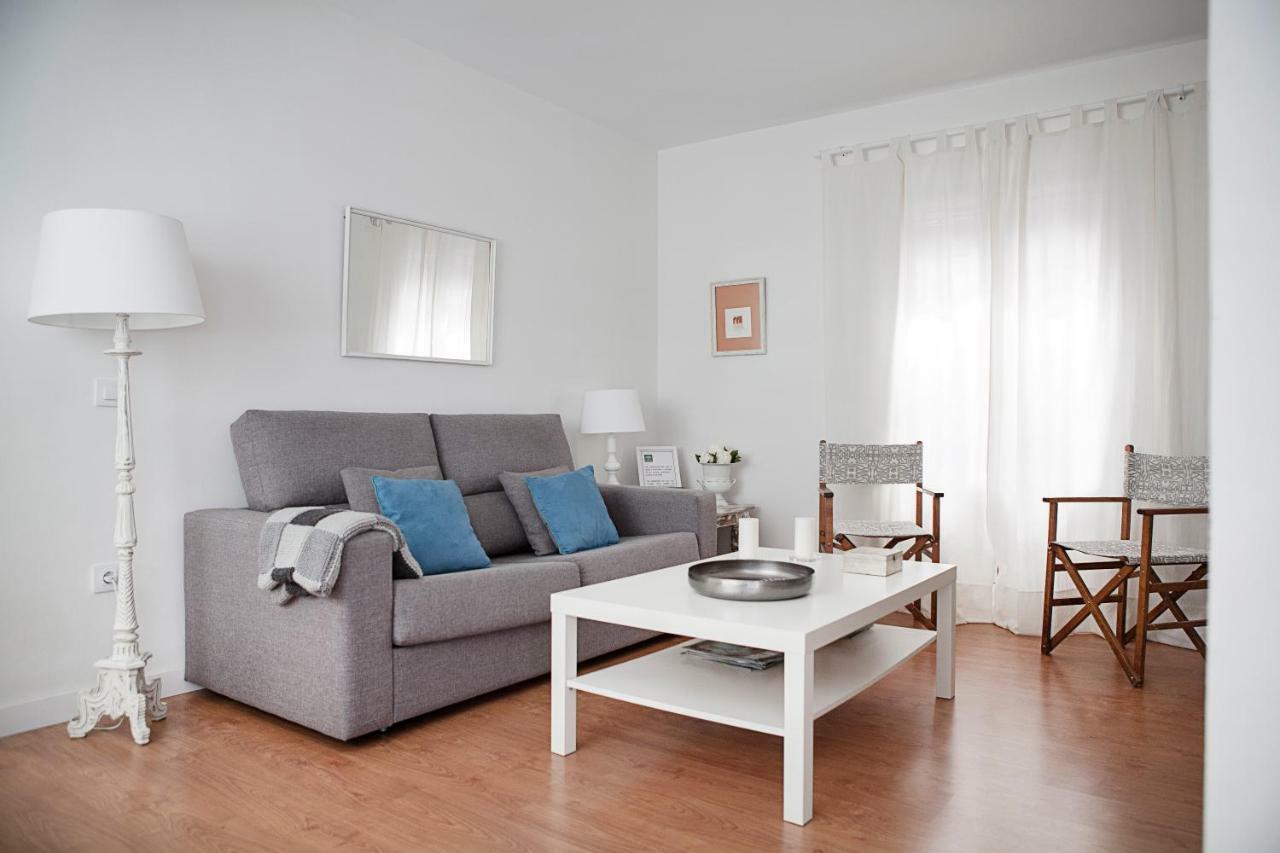 Apartamento Mendoza Sevilha Exterior foto