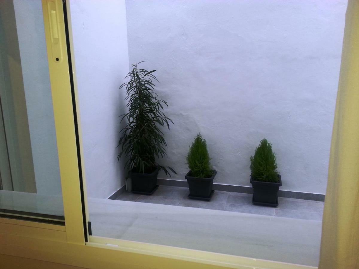 Apartamento Mendoza Sevilha Exterior foto